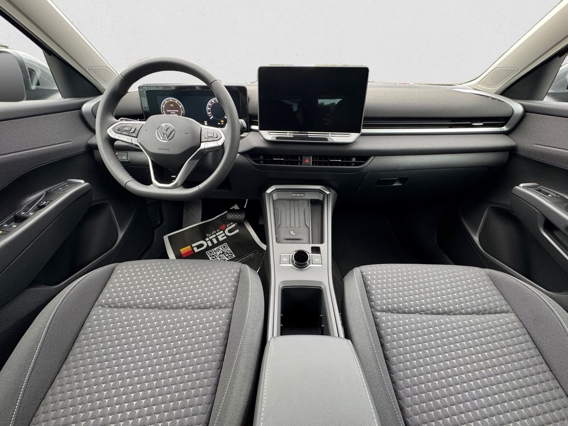 Volkswagen T-Roc 1.5 eTSI 2026, bild 9/10