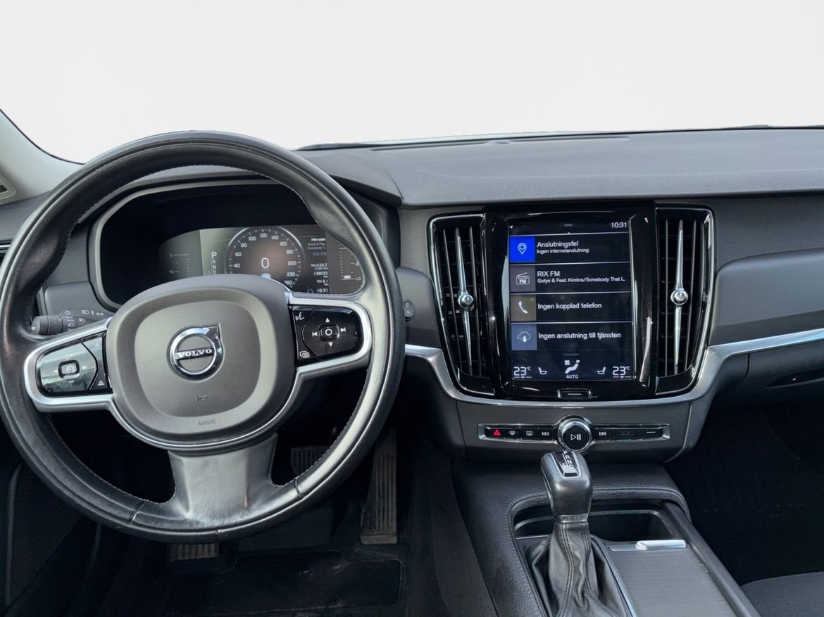 Volvo V90 T4 Business 2018, kuva 10/10
