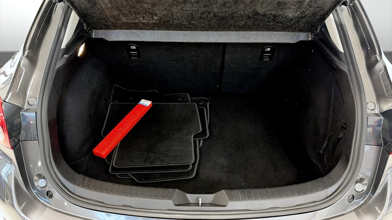 Mazda 3 SKYACTIV-G 120 2017, photo 10/10