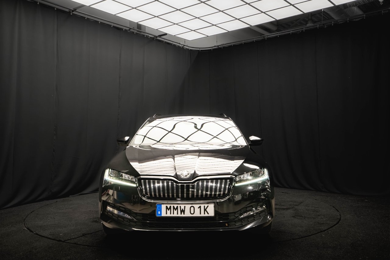 Skoda Superb Sportline 2023, bild 4/10