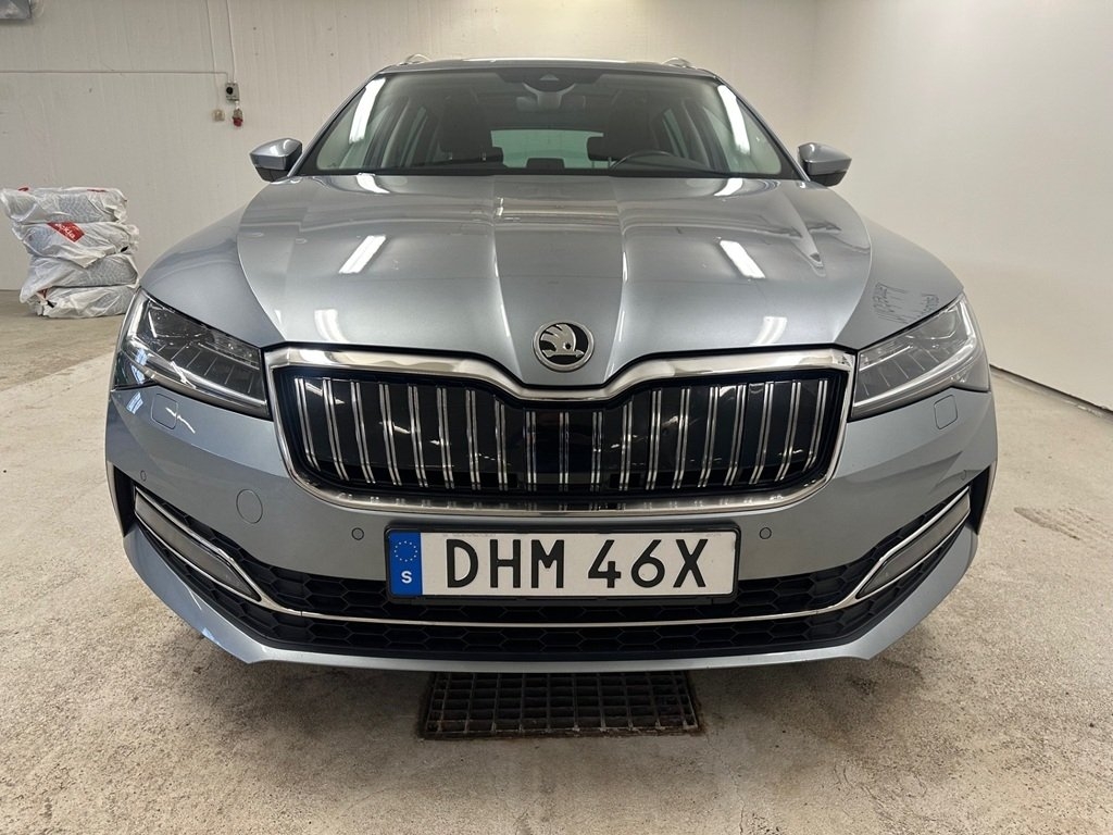 Skoda Superb Style 2021, bild 7/10