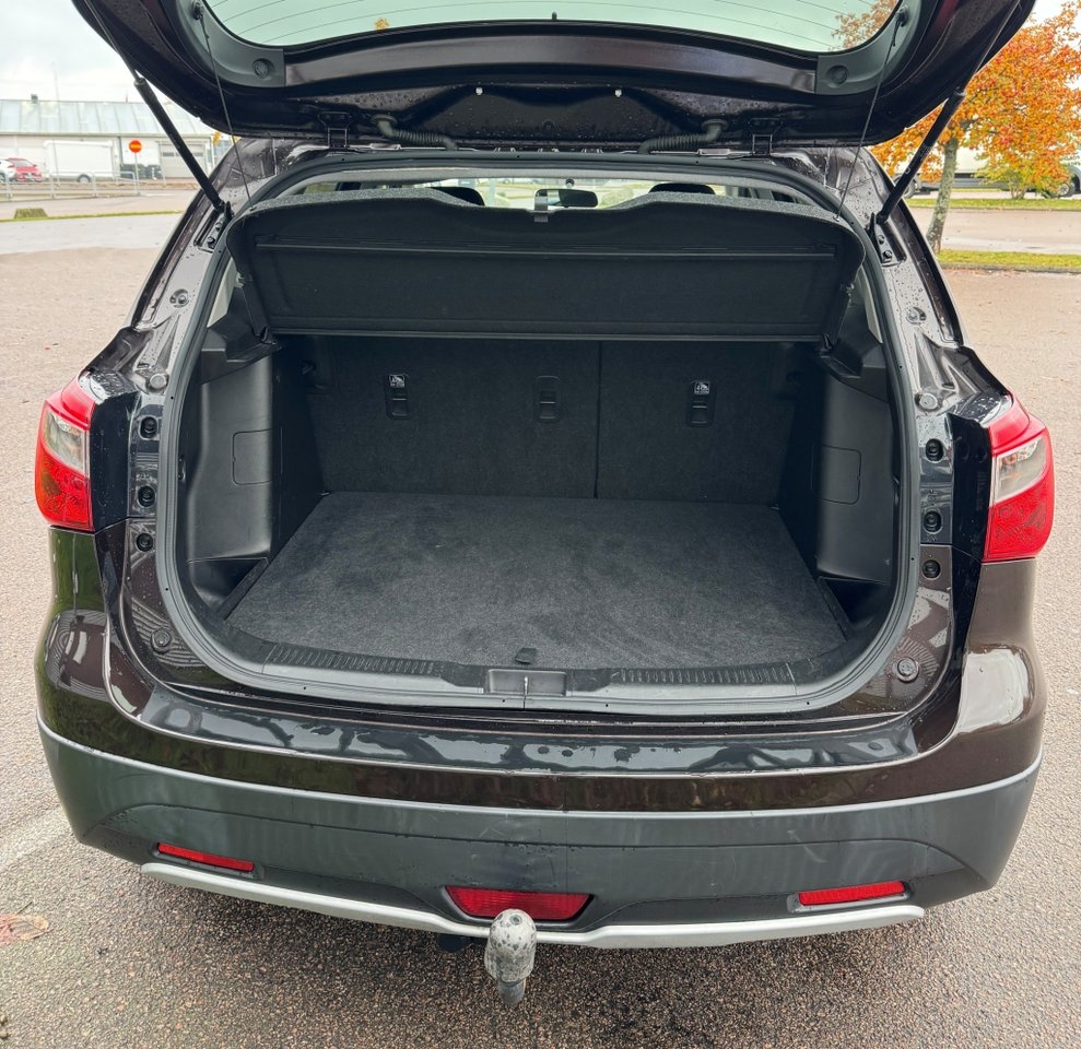 Suzuki S-Cross 2015, kuva 5/5