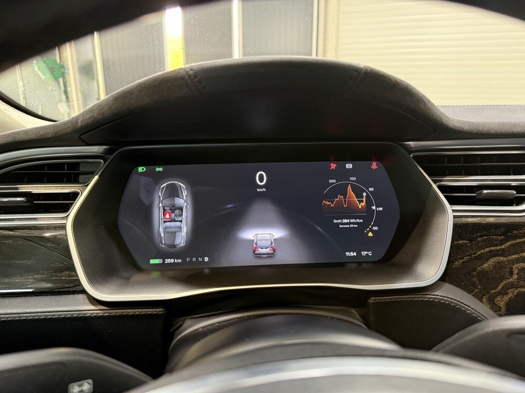 Tesla Model S 70 2016, kuva 9/10