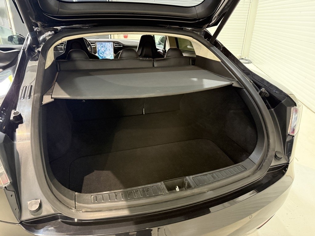 Tesla Model S 70 2016, kuva 7/10