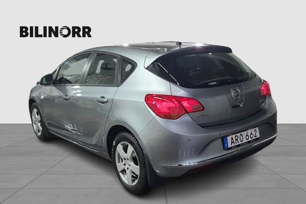 Opel Astra 1.4 Turbo 2014, photo 3/10