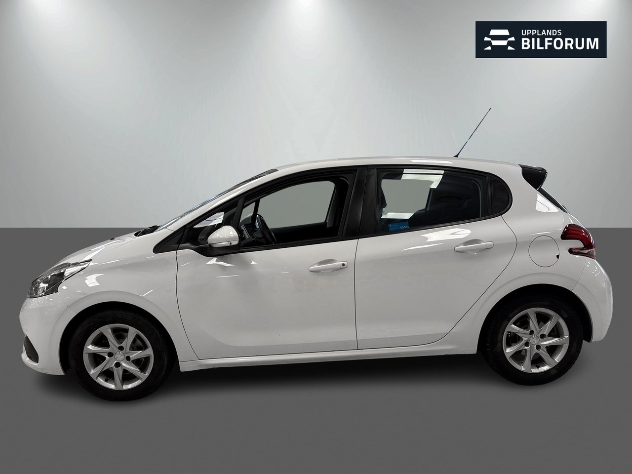 Peugeot 208 1.6 BlueHDi 100 2018, kuva 4/10