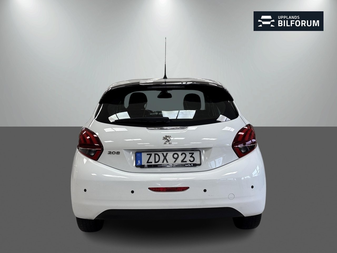 Peugeot 208 1.6 BlueHDi 100 2018, kuva 5/10