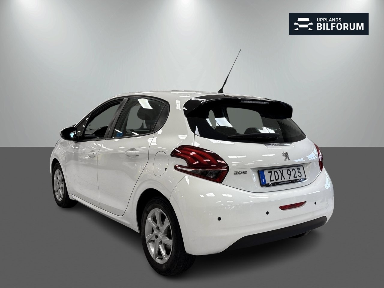 Peugeot 208 1.6 BlueHDi 100 2018, kuva 6/10