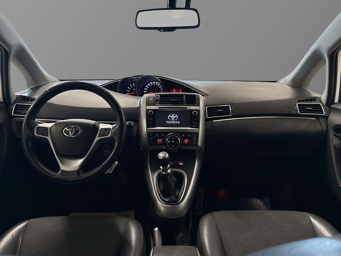 Toyota Verso 1.6 D-4D 2015, bild 9/10