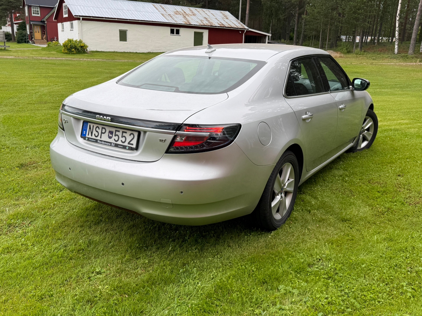 Saab 9-5 2.0 TiD Vector 2010, kuva 4/5