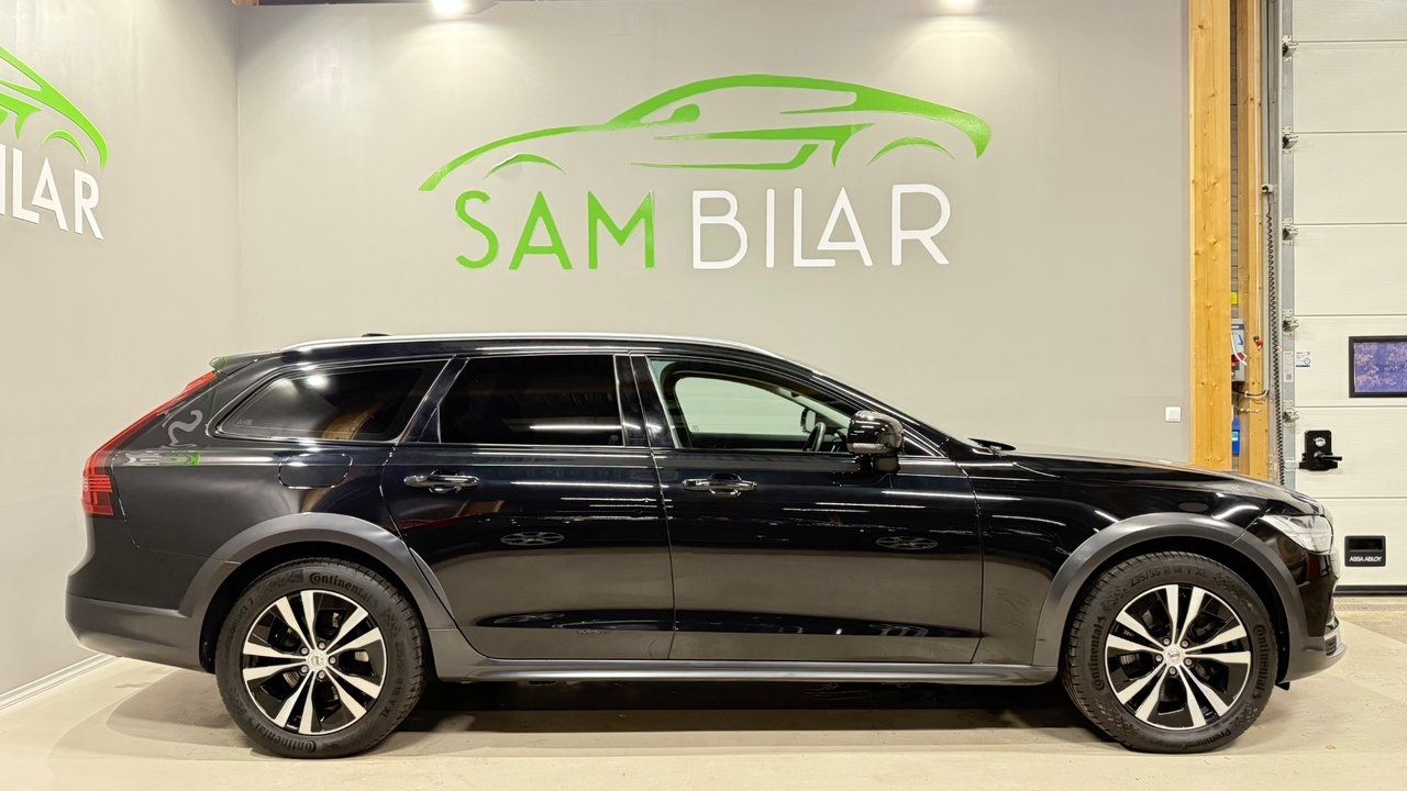 Volvo V90 Cross Country B4 Diesel Core 2023, bild 2/10