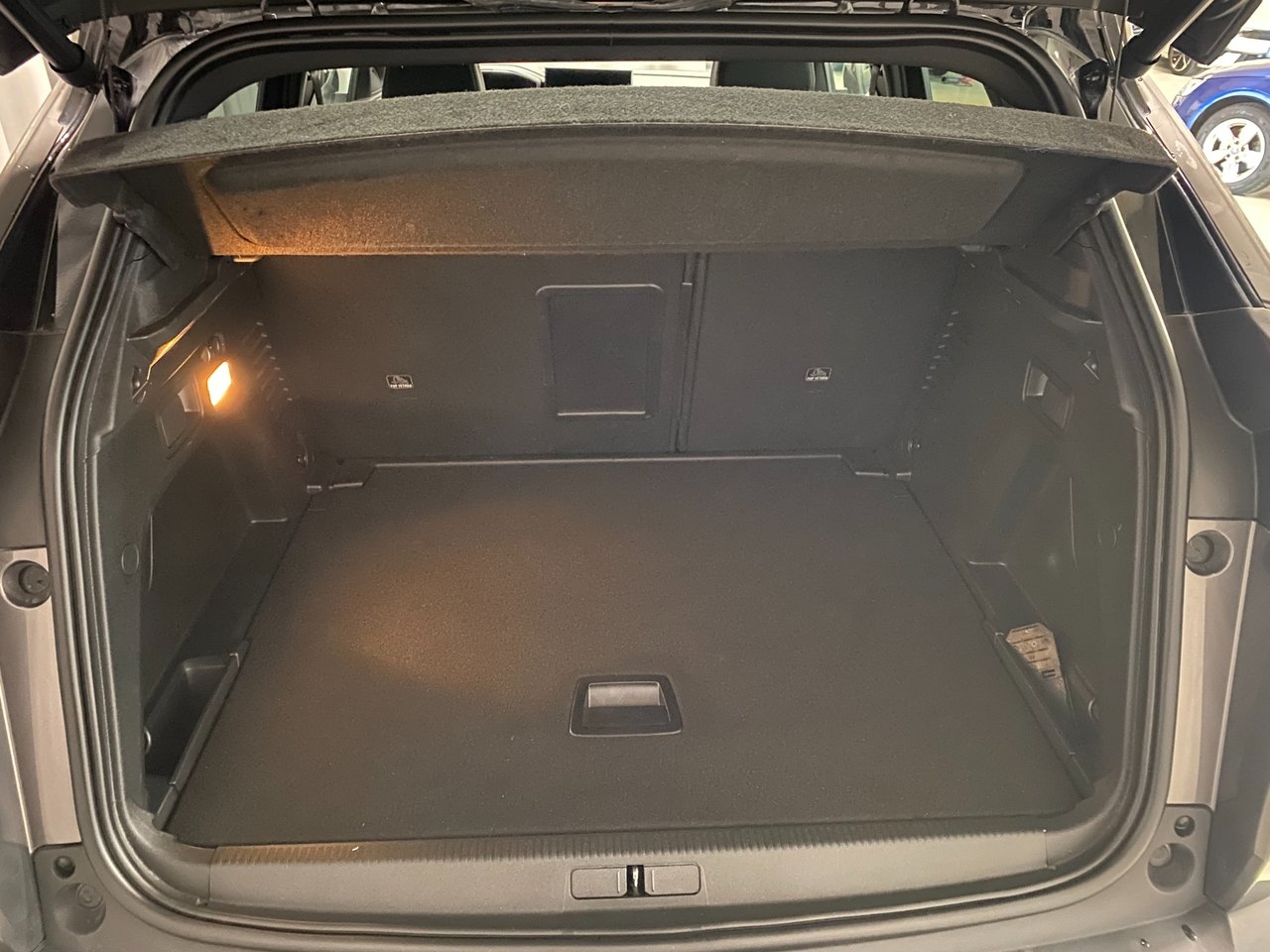 Peugeot 3008 1.2 PureTech 130 GT 2023, bild 6/10