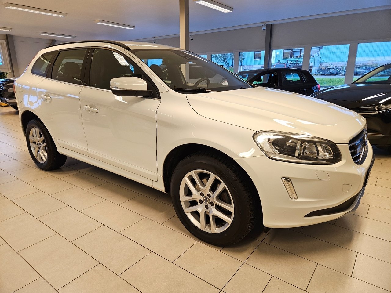 Volvo XC60 D4 Momentum Classic 2017, bild 4/10
