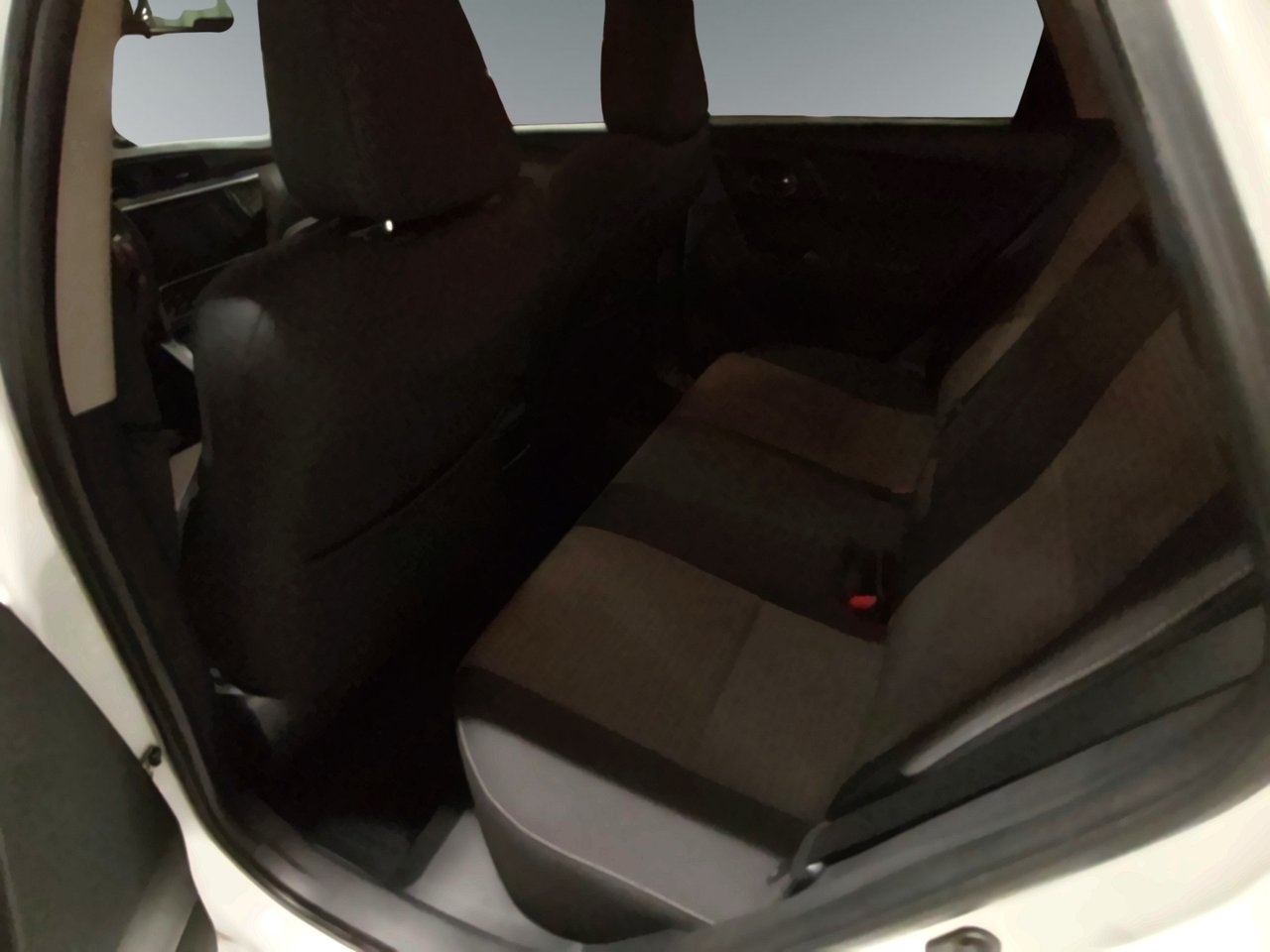 Toyota Auris 2017, photo 9/10