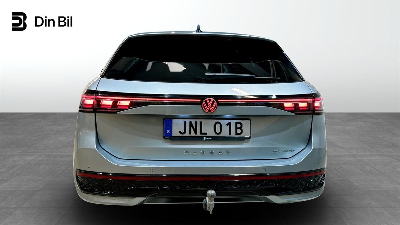 Volkswagen Passat R-Line 2026, bild 5/10
