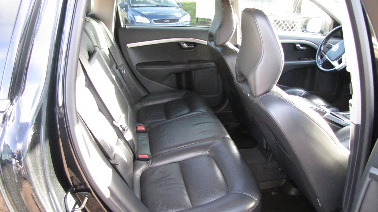 Volvo V70 Momentum 2013, bild 7/8