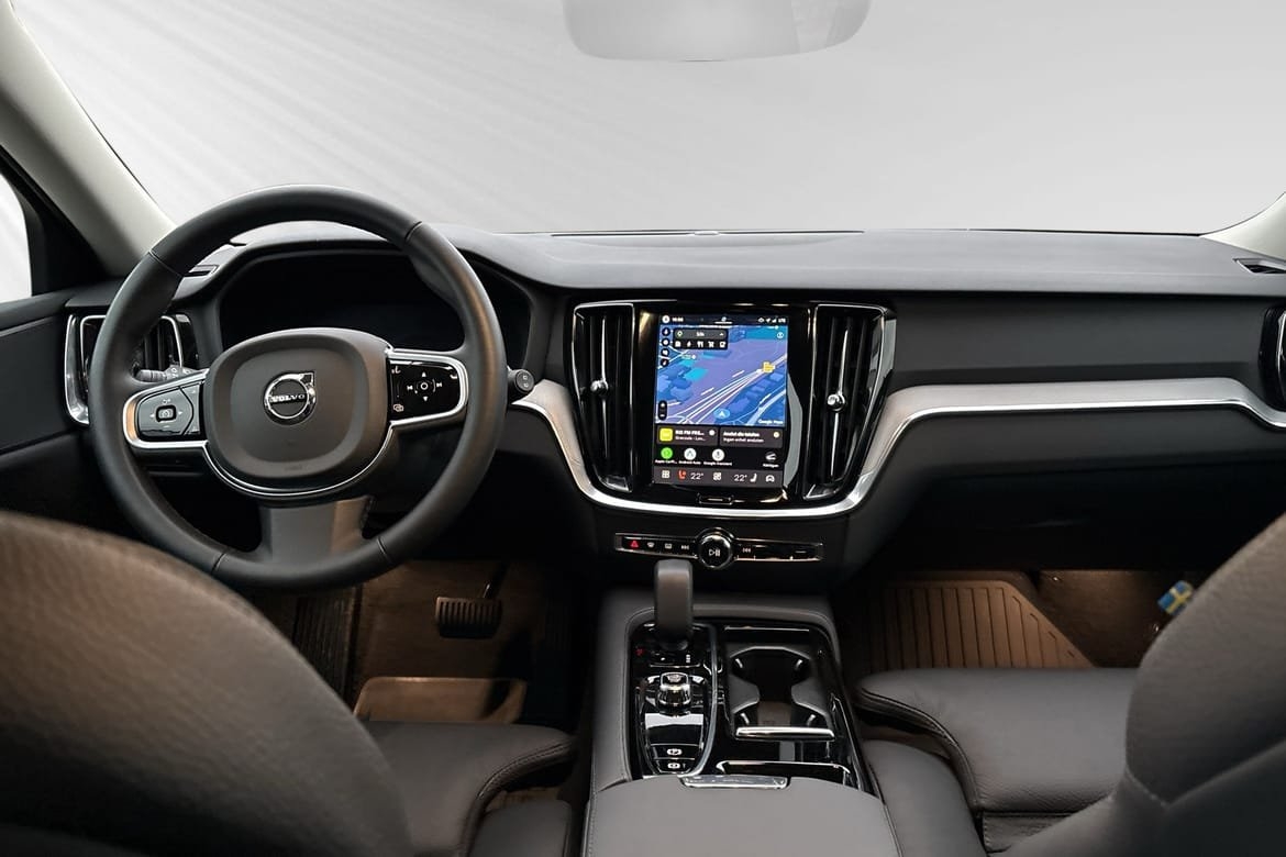 Volvo V60 T6 Plus Dark Nordic 2026, photo 9/10