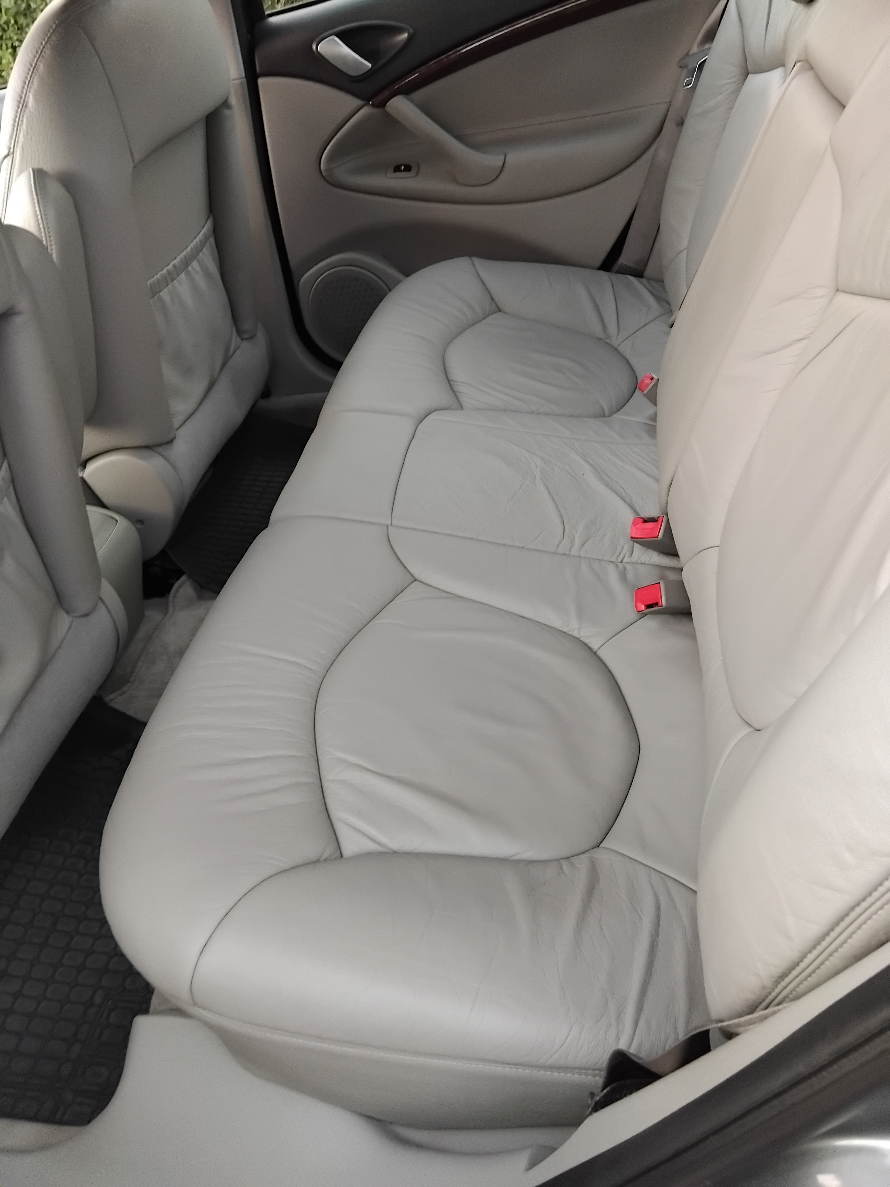 Citroen C5 2.0 16V 2003, kuva 3/4