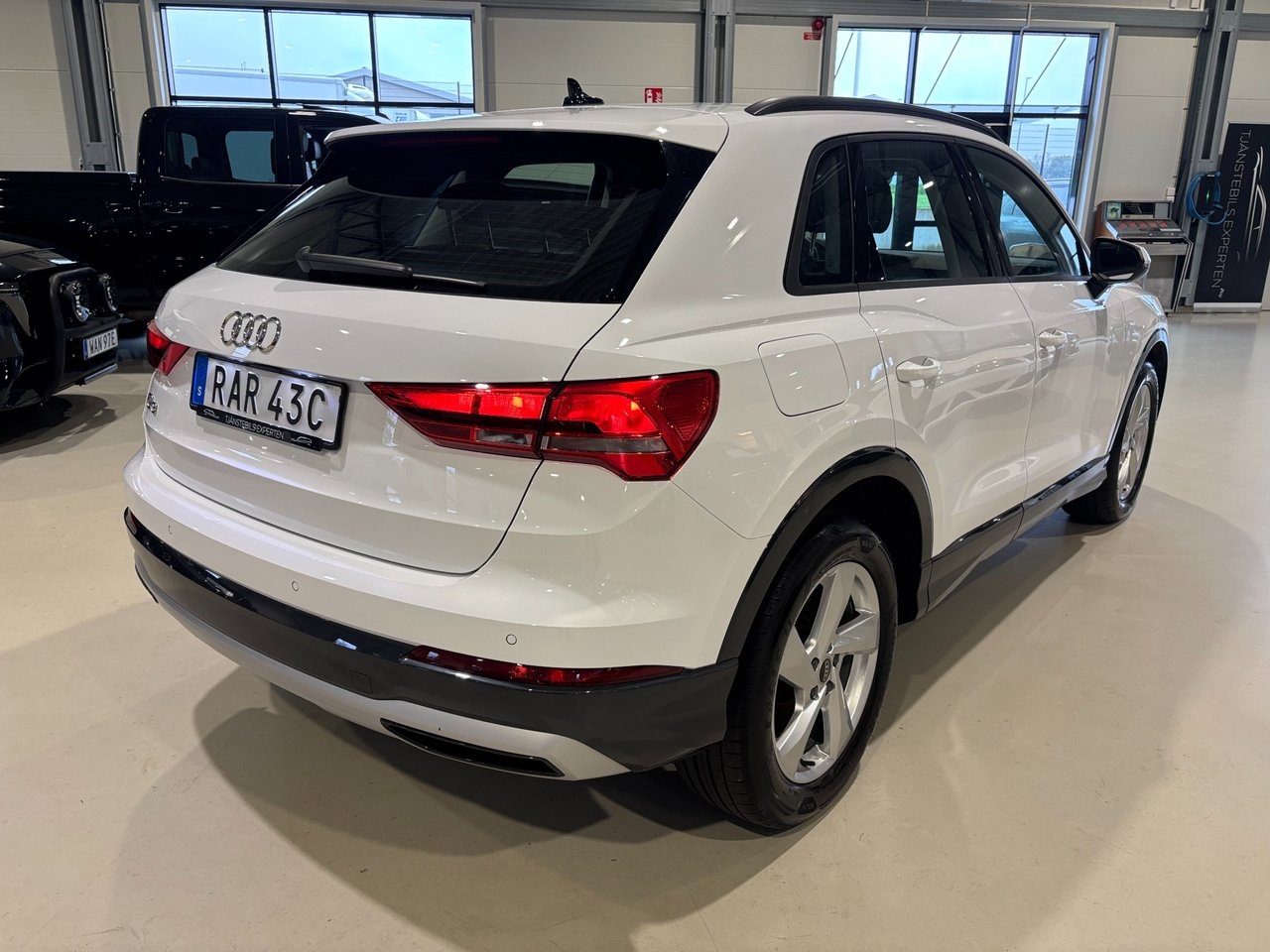 Audi Q3 35 TFSI Advanced Proline 2024, bild 5/10