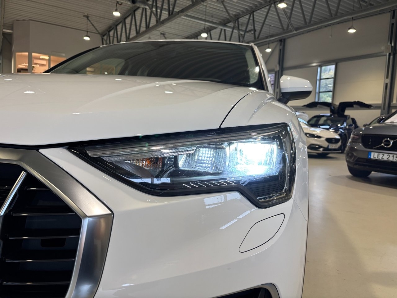 Audi Q3 35 TFSI Advanced Proline 2024, bild 9/10