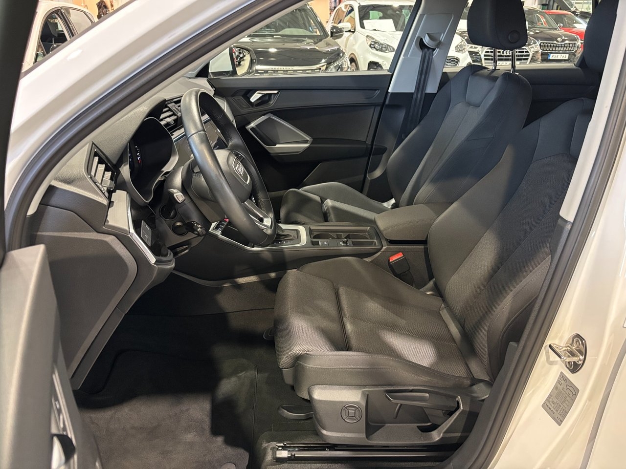 Audi Q3 35 TFSI Advanced Proline 2024, bild 10/10