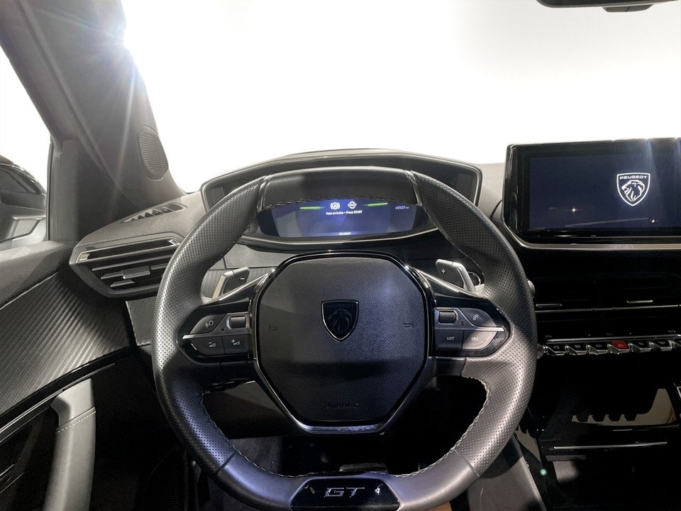 Peugeot 2008 1.2 PureTech 130 GT 2025, photo 7/10