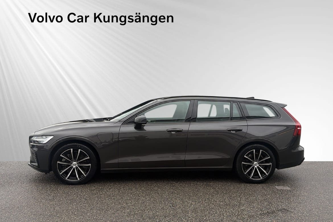Volvo V60 T6 Plus Dark 2025, bild 3/10