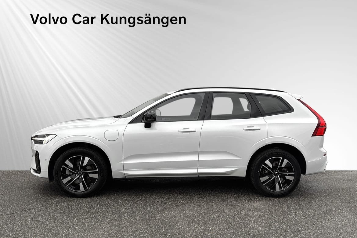 Volvo XC60 T6 Plus Dark Nordic 2026, photo 3/10