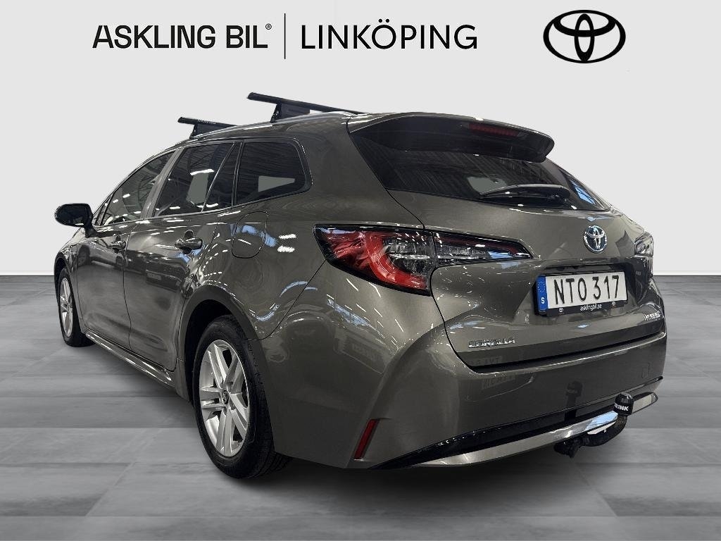 Toyota Corolla 1.8 Hybrid Active 2020, photo 3/10