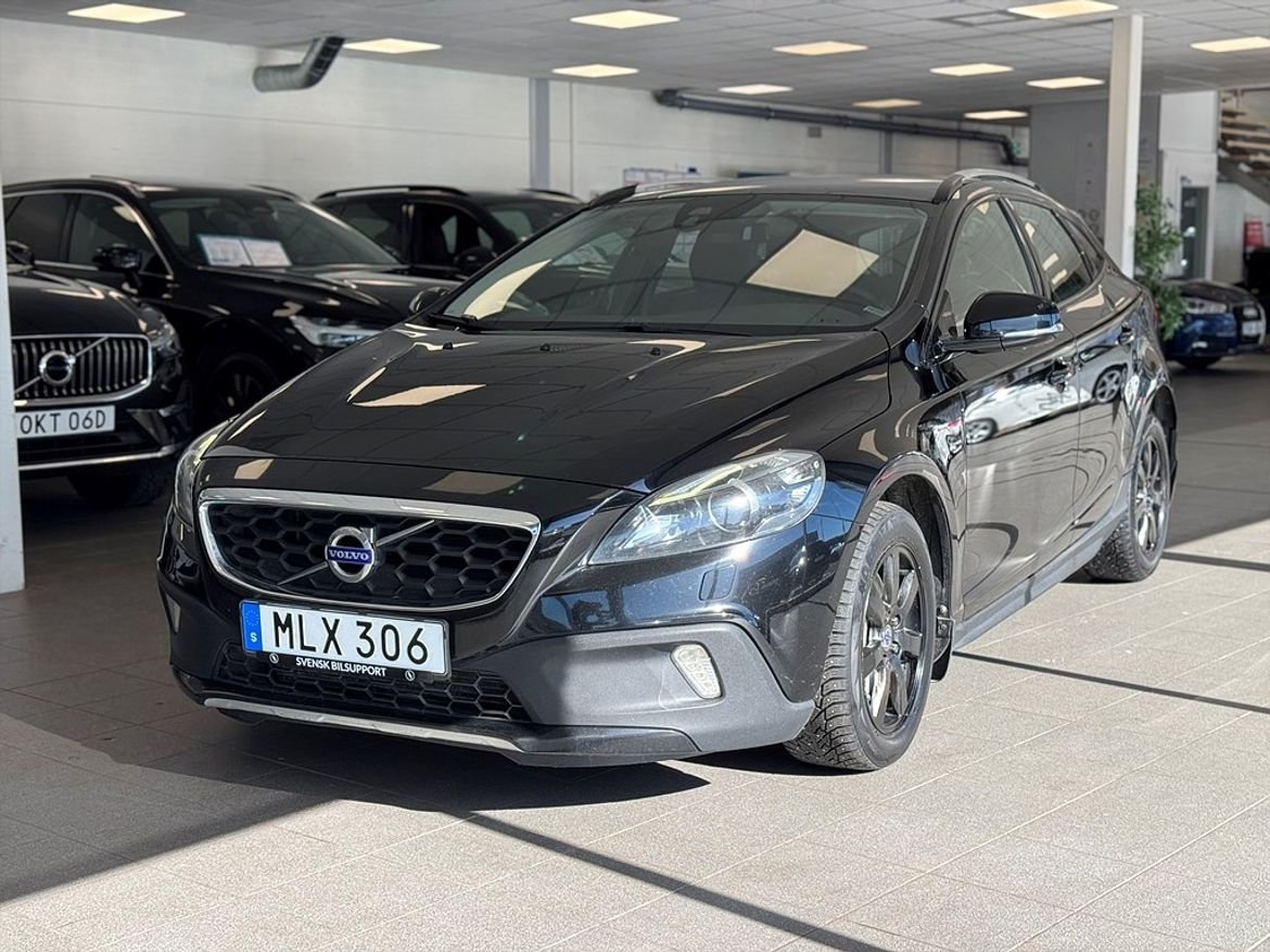 Volvo V40 Cross Country D4 Momentum 2015, bild 5/10