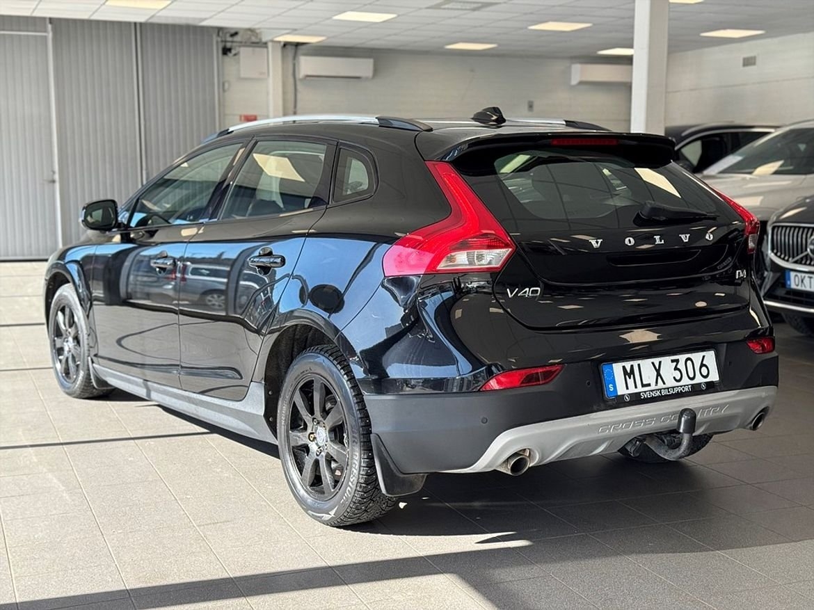Volvo V40 Cross Country D4 Momentum 2015, bild 4/10