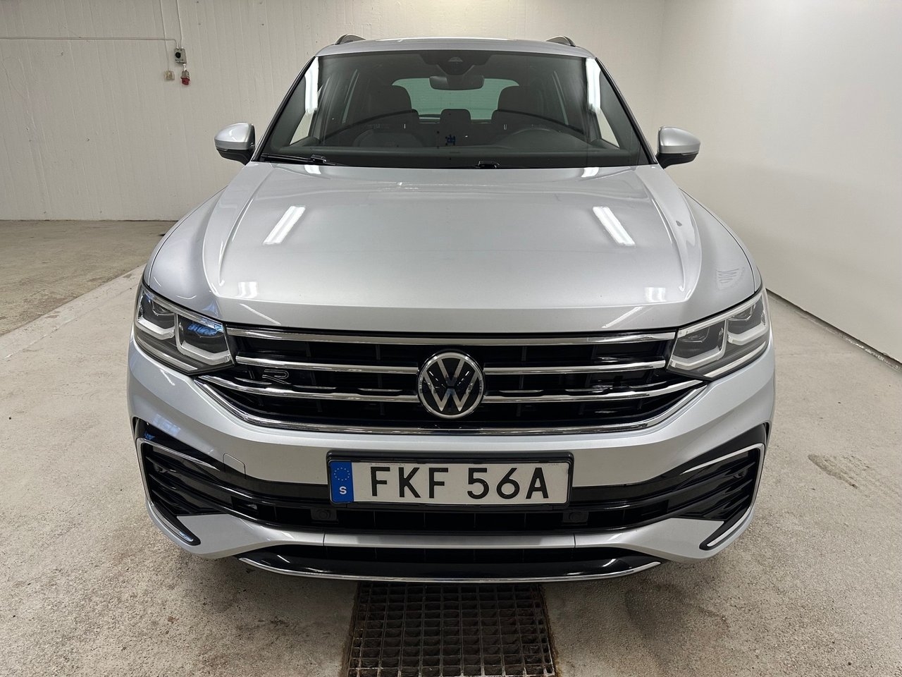 Volkswagen Tiguan 2.0 TDI SCR R-Line 2021, bild 7/18