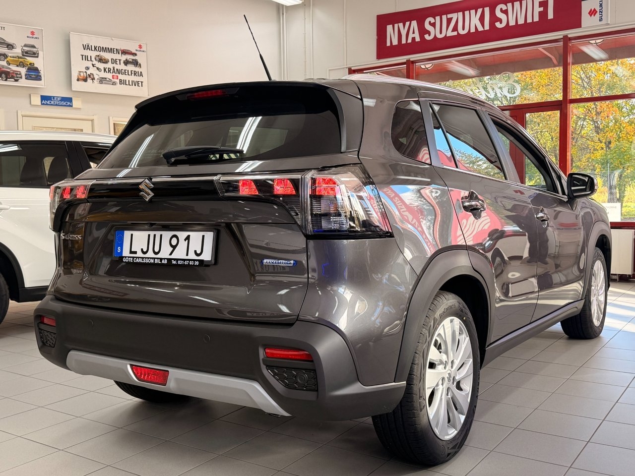 Suzuki S-Cross 1.4 Boosterjet Hybrid 2026, bild 4/8