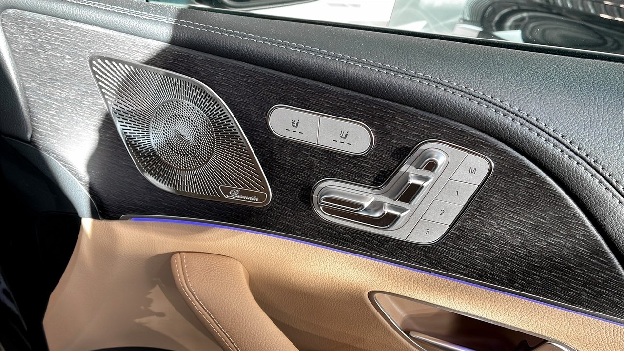 Mercedes-Benz GLS 2026, photo 6/9