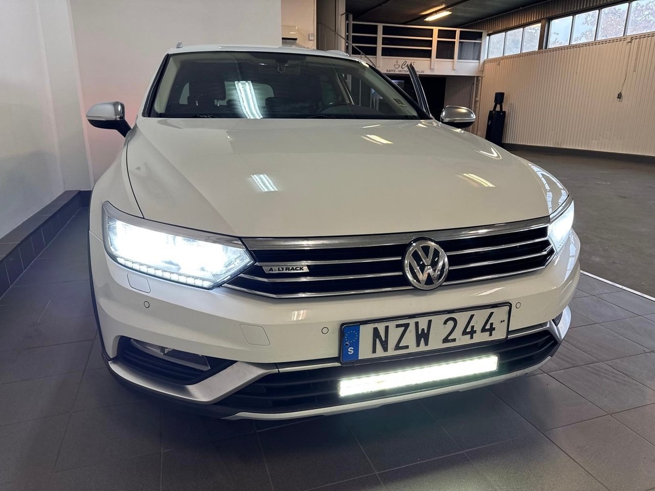Volkswagen Passat Alltrack 2.0 TDI SCR 2016, bild 6/10