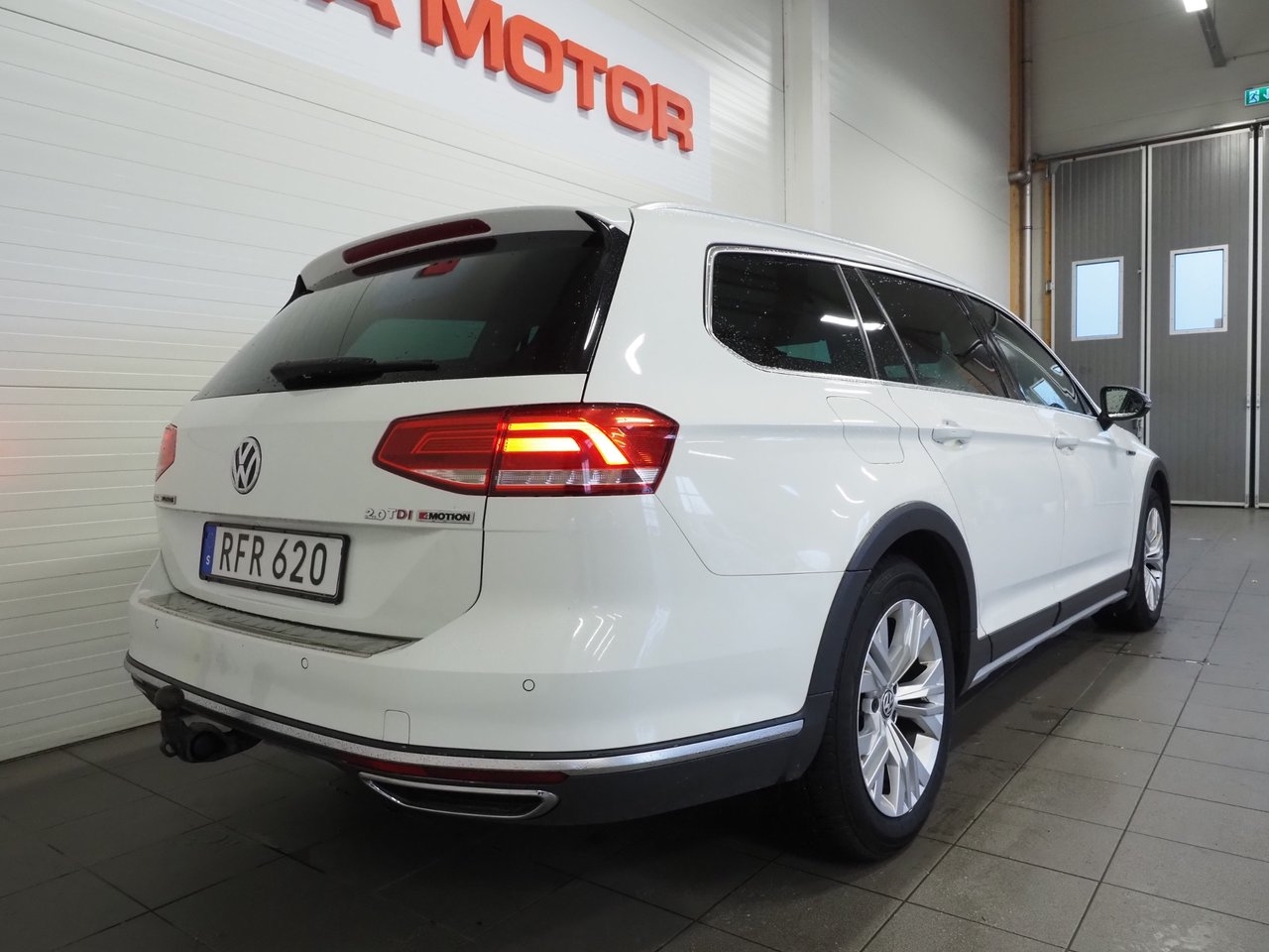 Volkswagen Passat Alltrack 2.0 TDI SCR 2018, bild 6/24