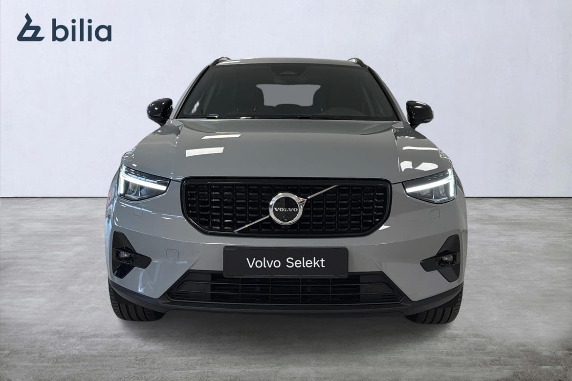 Volvo XC40 B3 Plus Dark 2025, bild 6/10
