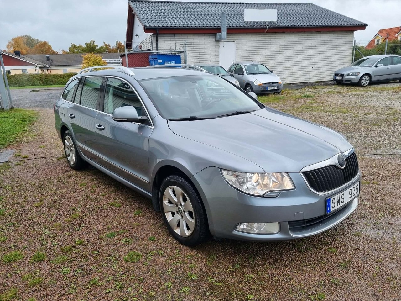 Skoda Superb 1.8 TSI Ambition 2011, bild 2/10
