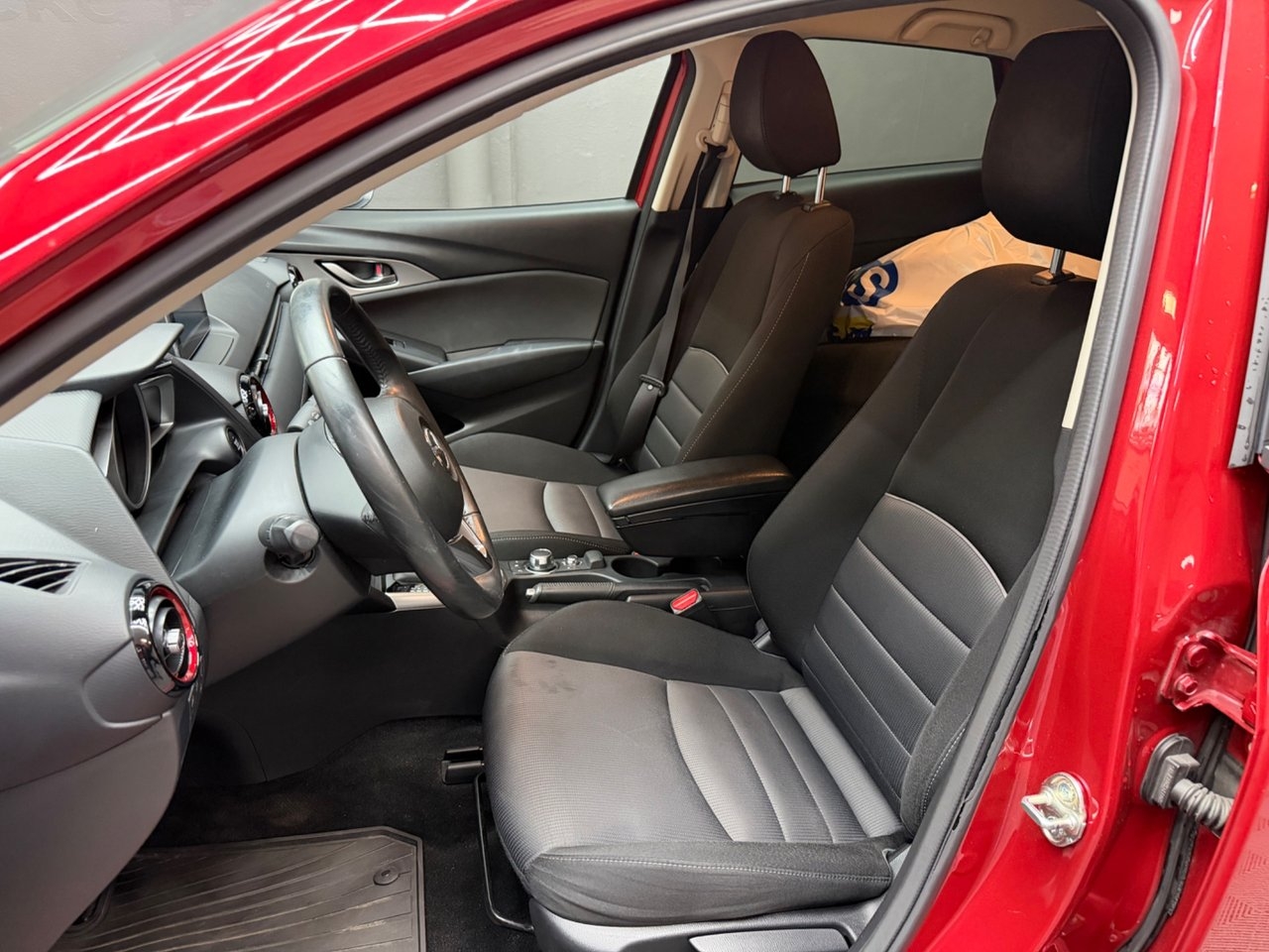 Mazda CX-3 2016, bild 7/8