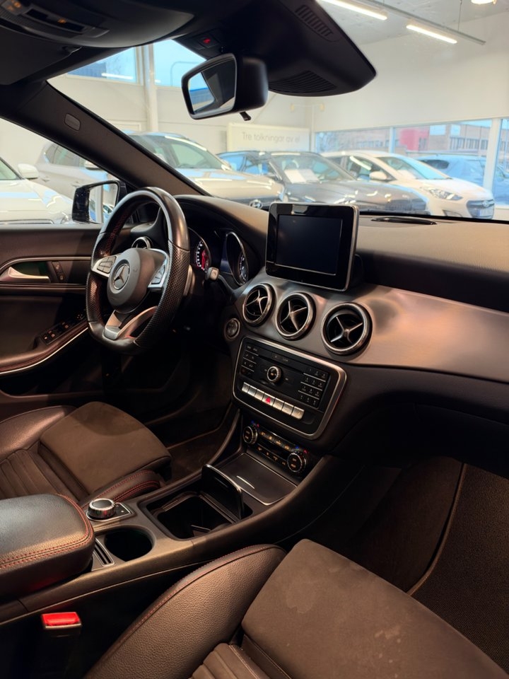 Mercedes-Benz CLA 220 AMG Line 2018, photo 7/10