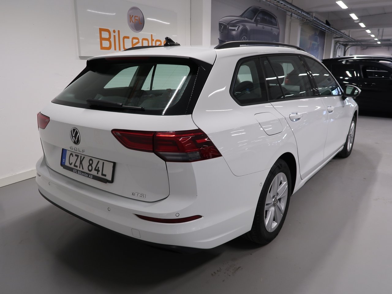 Volkswagen Golf 1.5 eTSI 2021, bild 6/10