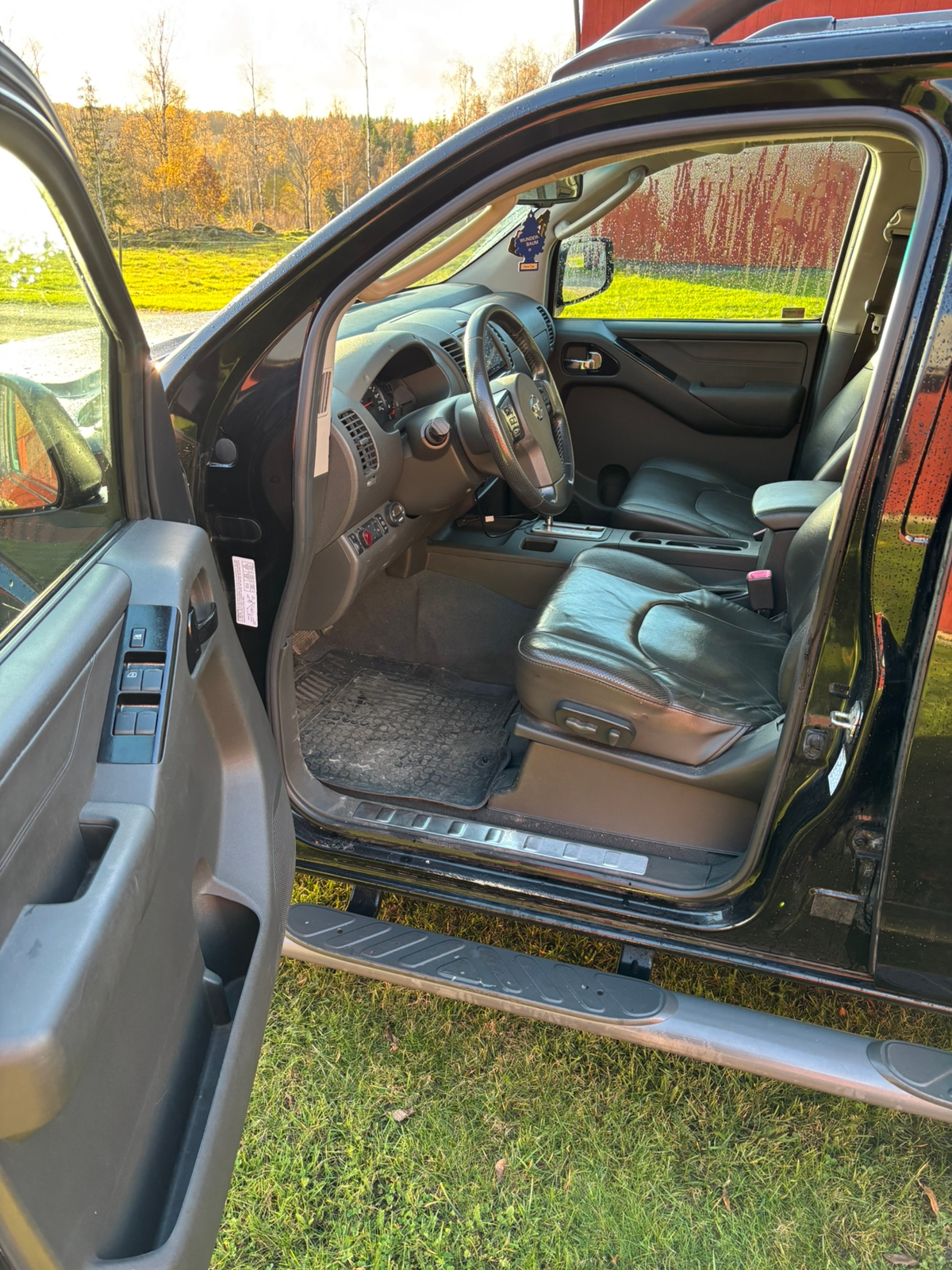 Nissan Navara 2.5 dCi 2008, bild 6/9