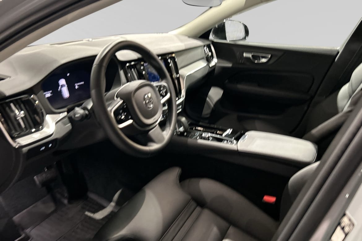 Volvo V60 T6 Plus Dark Nordic 2026, bild 7/18