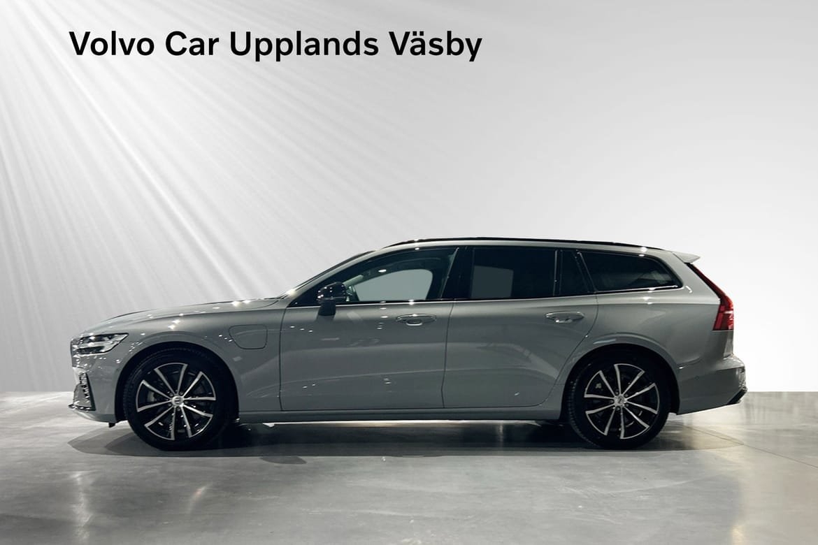 Volvo V60 T6 Plus Dark Nordic 2026, bild 3/18