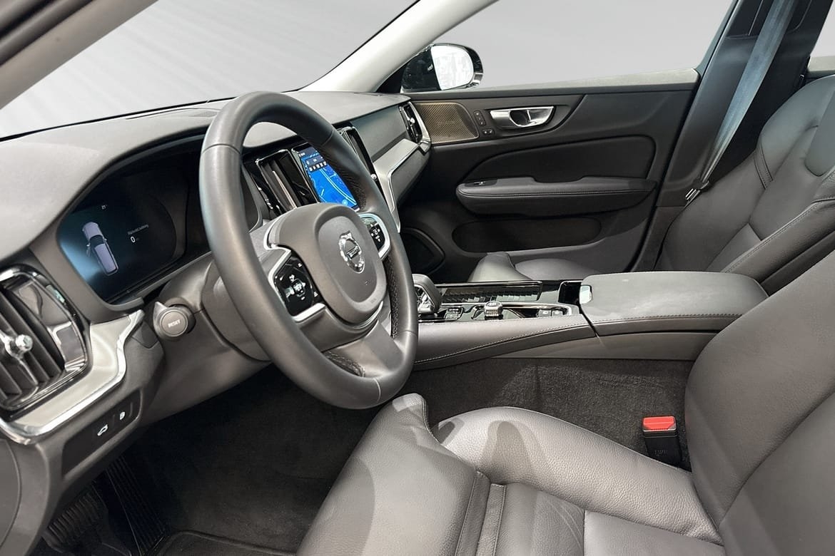 Volvo V60 T6 Plus Dark Nordic 2026, photo 7/10