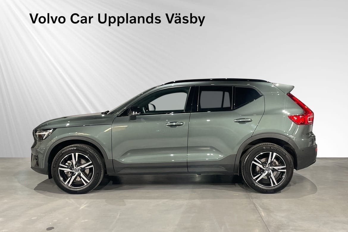 Volvo XC40 B3 Plus Dark 2026, bild 3/15