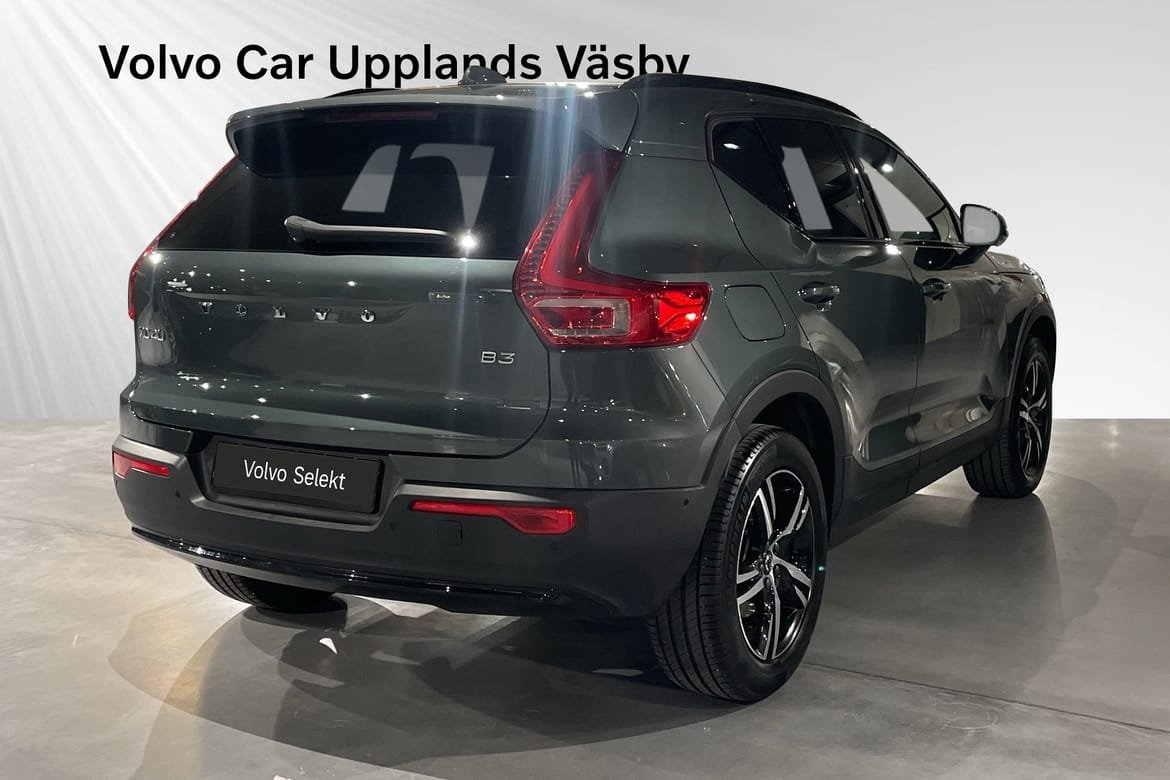 Volvo XC40 B3 Plus Dark 2026, bild 5/15