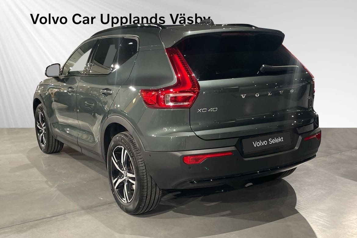 Volvo XC40 B3 Plus Dark 2026, bild 4/15
