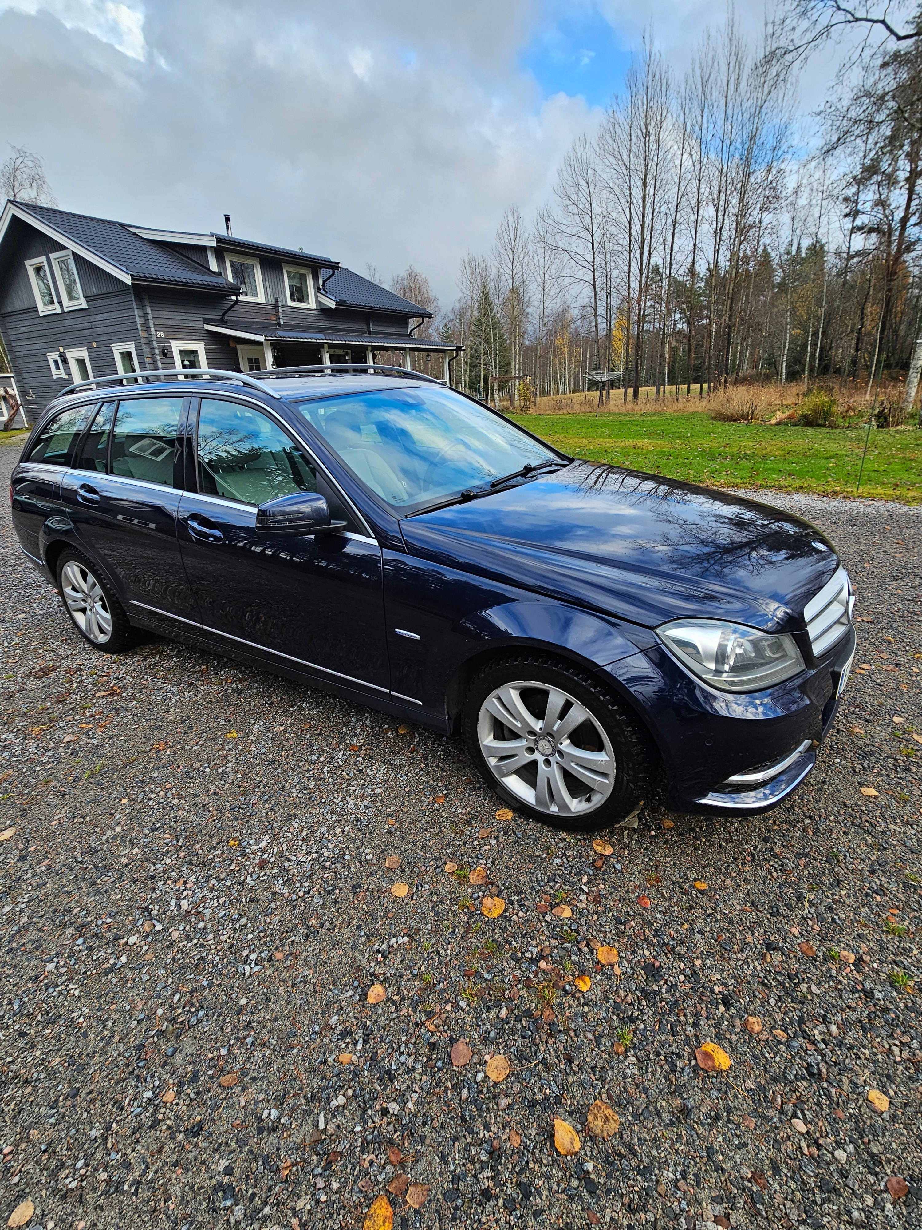 Mercedes-Benz C 220 CDI 2012, bild 2/6