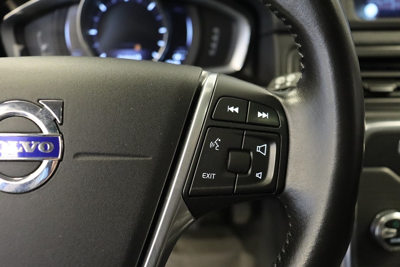 Volvo XC70 D4 Summum Classic 2016, kuva 9/10